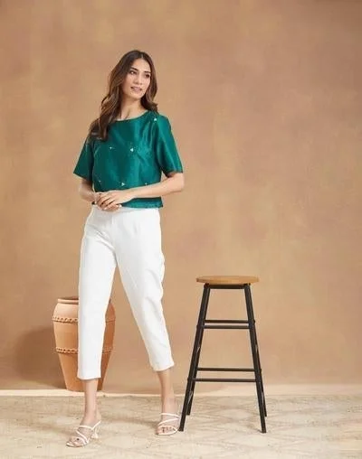 فاب انديا بلوزة قصيرة مطرزة بالقطن والحرير الأخضر